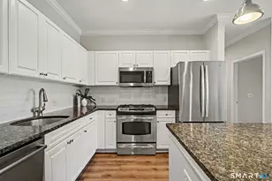 850 E Main St, Stamford, CT 06902 - Photo 6