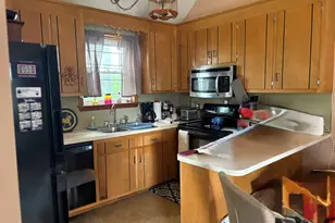 81 Huber Ave, Meriden, CT 06450 - Photo 14