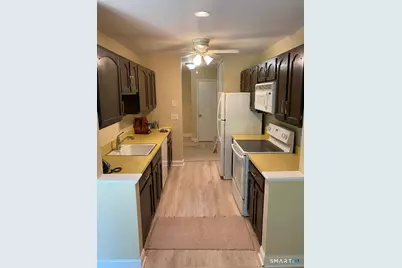 77-11 Courtland Avenue #11, Stamford, CT 06902 - Photo 1