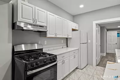 24 Park Terrace, Hartford, CT 06106 - Photo 4