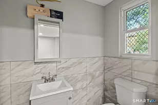 24 Park Terrace, Hartford, CT 06106 - Photo 16