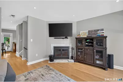 22 Seabreeze Avenue #C, Milford, CT 06460 - Photo 4