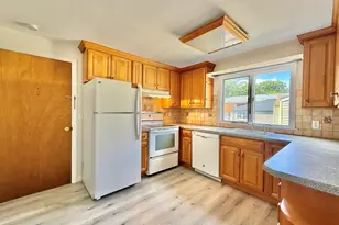 101 Webb Ave, Stamford, CT 06902 - Photo 24