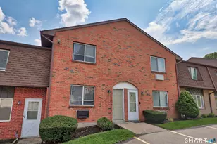 909 Hamilton Ave, Waterbury, CT 06706 - Photo 1