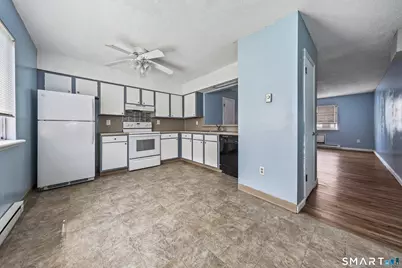 909 Hamilton Avenue #5, Waterbury, CT 06706 - Photo 8