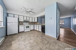 909 Hamilton Ave, Waterbury, CT 06706 - Photo 8
