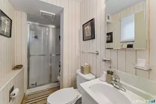 21 Sussex Pl, Stamford, CT 06905 - Photo 28