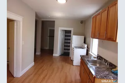158 High Street #1st flr south, New Britain, CT 06051 - Photo 2