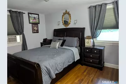 38 Pine Street, Norwich, CT 06360 - Photo 12