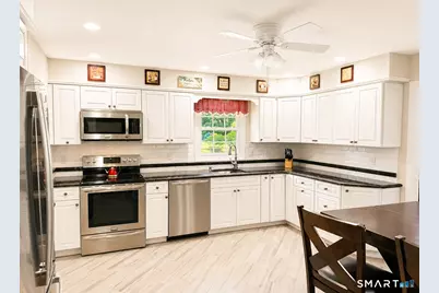 8 Pinewood Shores, Sherman, CT 06784 - Photo 10