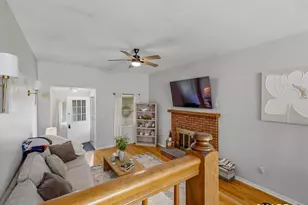 2900 Dover Ct, Windsor, CT 06095 - Photo 4
