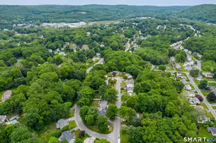 26 Pleasant St, Bethel, CT 06801 - Photo 26