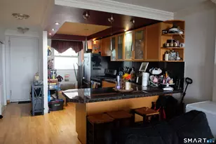 71 Strawberry Hill Ave, Stamford, CT 06902 - Photo 14