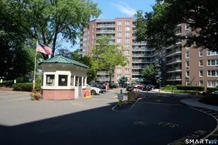 71 Strawberry Hill Ave, Stamford, CT 06902 - Photo 2