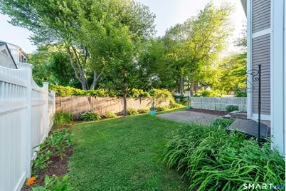 9 Englewood Avenue #C, West Hartford, CT 06110 - Photo 20