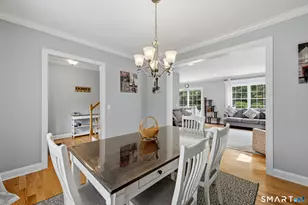 21 Carson Way, Simsbury, CT 06070 - Photo 4