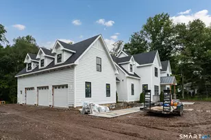 22 Grouse Ln, Woodbridge, CT 06525 - Photo 4