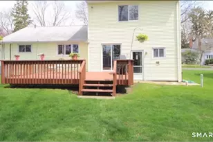 61 Kenilworth Dr W, Stamford, CT 06902 - Photo 18