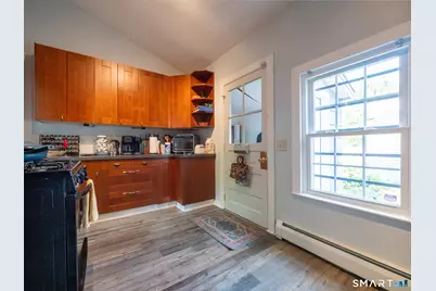 215 Dwight Street, New Haven, CT 06511 - Photo 8