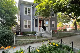 215 Dwight St, New Haven, CT 06511 - Photo 1