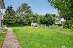 146 Manchester Ave, Waterbury, CT 06705 - Photo 20