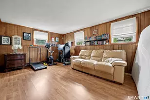 146 Manchester Ave, Waterbury, CT 06705 - Photo 16