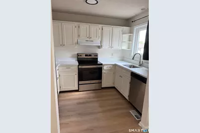 27 Crows Nest Lane #7M, Danbury, CT 06810 - Photo 6