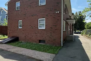 55 Parmalee Ave, New Haven, CT 06511 - Photo 4