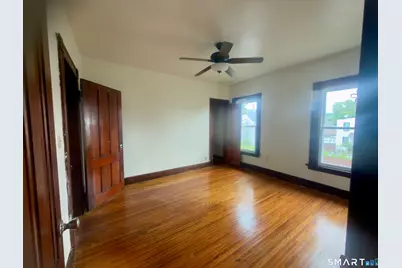 261 Wakelee Avenue #2, Ansonia, CT 06401 - Photo 10