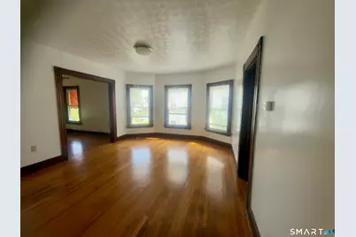 261 Wakelee Avenue #2, Ansonia, CT 06401 - Photo 2