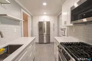 66 Courtland Ave, Stamford, CT 06902 - Photo 2