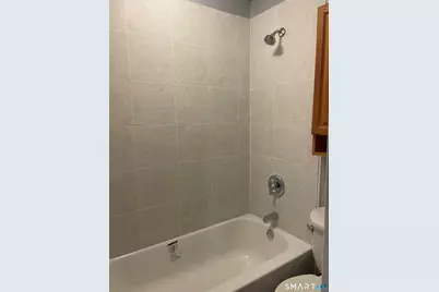 1086 East Main Street, Waterbury, CT 06705 - Photo 6