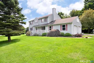 98 East St, Bethlehem, CT 06751 - Photo 2
