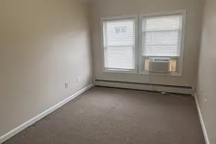 101 Grace St, Fairfield, CT 06825 - Photo 8