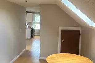 40 Quaker Ln S, West Hartford, CT 06119 - Photo 4