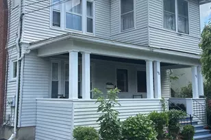 40 Quaker Ln S, West Hartford, CT 06119 - Photo 1
