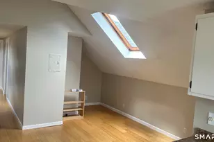 40 Quaker Ln S, West Hartford, CT 06119 - Photo 2