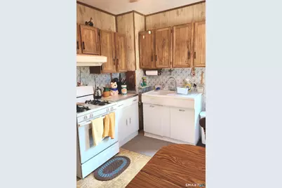 275 Congress Avenue, Waterbury, CT 06708 - Photo 12