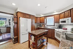 22 Kingsbury Rd, Thompson, CT 06277 - Photo 6