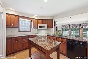 22 Kingsbury Rd, Thompson, CT 06277 - Photo 6