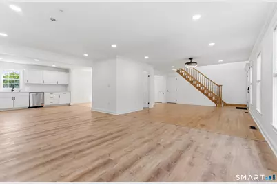 32 Marshall Avenue, Trumbull, CT 06611 - Photo 12