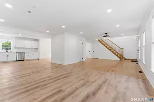 32 Marshall Ave, Trumbull, CT 06611 - Photo 12