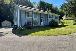 32 Pollys Ln, Montville, CT 06382 - Photo 1