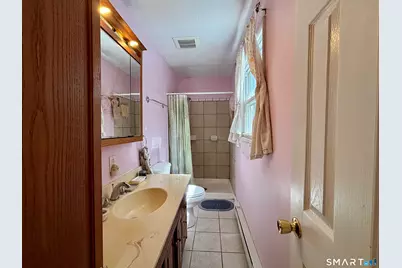 32 Pollys Lane, Montville, CT 06382 - Photo 20