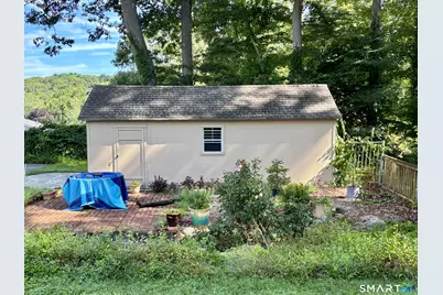 32 Pollys Lane, Montville, CT 06382 - Photo 34