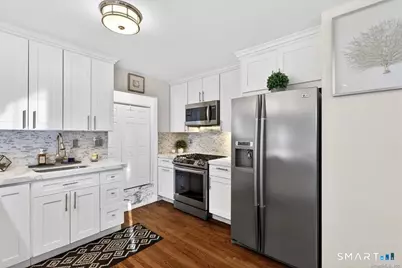 72 Broadmere Road, Stratford, CT 06614 - Photo 8