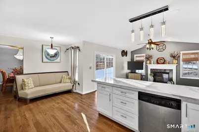 72 Broadmere Road, Stratford, CT 06614 - Photo 10