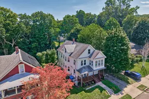 127 George St, Bristol, CT 06010 - Photo 2