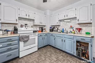 127 George St, Bristol, CT 06010 - Photo 24