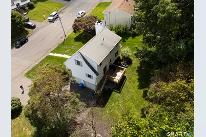 18 Kendall Circle, Waterbury, CT 06708 - Photo 6